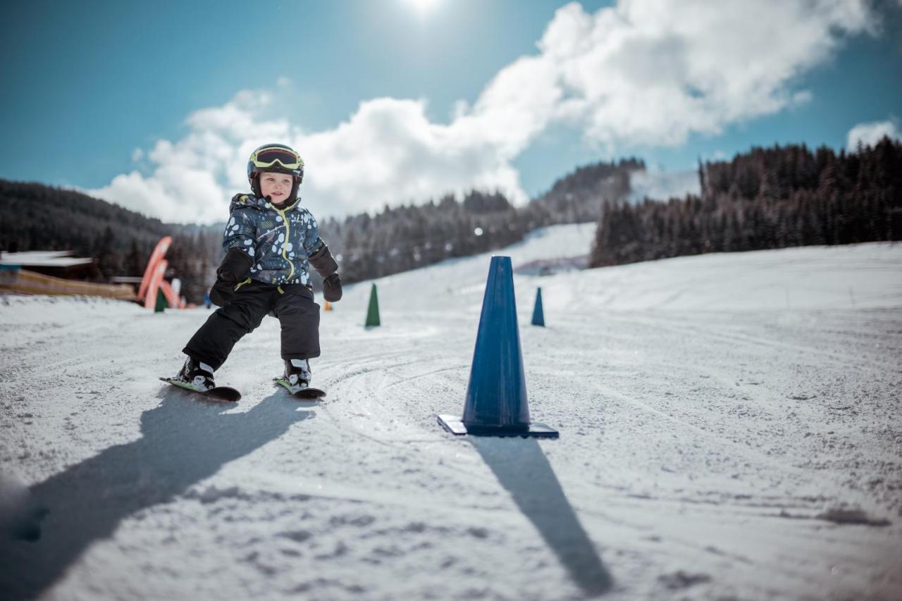 Uebergossene Alm Resort Dienten am Hochkönig Екстериор снимка