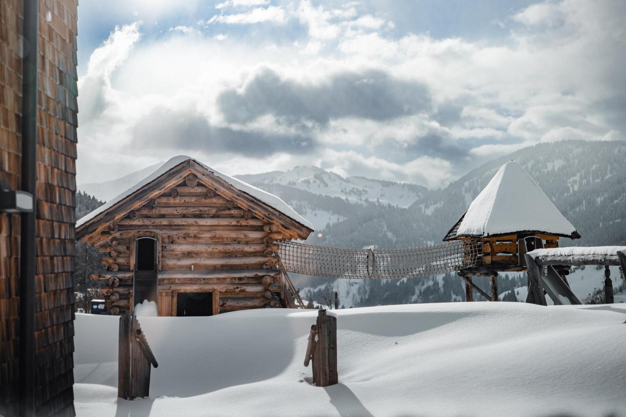 Uebergossene Alm Resort Dienten am Hochkönig Екстериор снимка