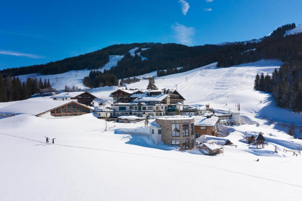 Uebergossene Alm Resort Dienten am Hochkönig Екстериор снимка