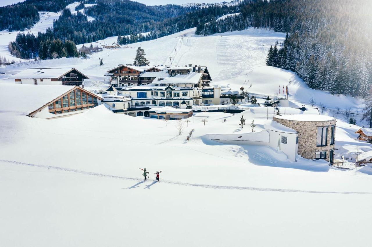 Uebergossene Alm Resort Dienten am Hochkönig Екстериор снимка