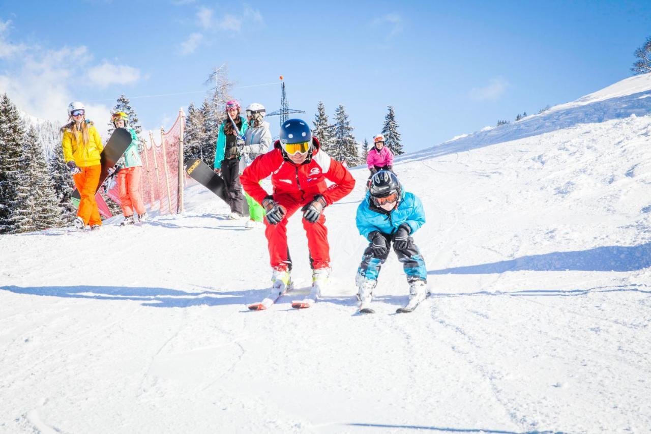 Uebergossene Alm Resort Dienten am Hochkönig Екстериор снимка